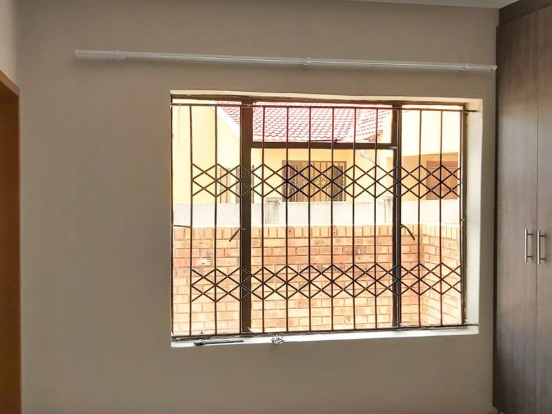 OWN 2 BRAND NEW, FULL TITLE TOWNHOUSES WITH GREAT RENTAL OPPORTUNITY AS! - Photo 9