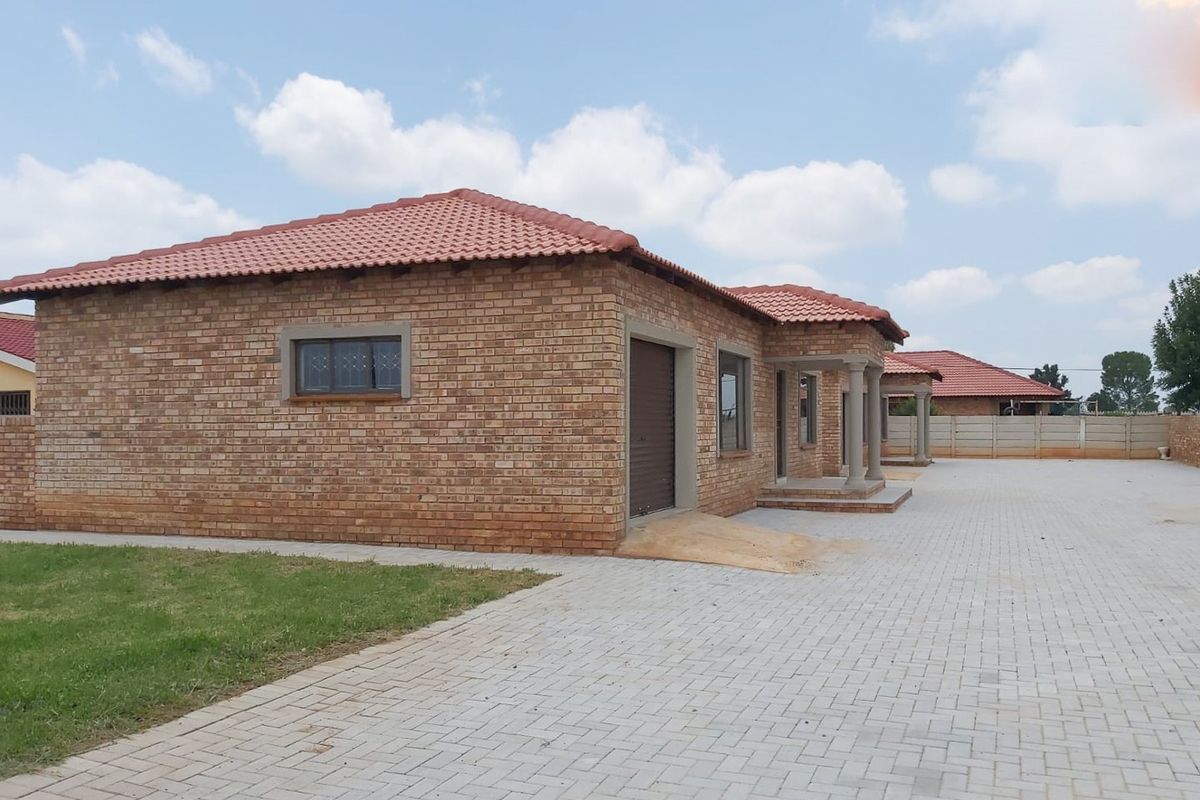 OWN 2 BRAND NEW, FULL TITLE TOWNHOUSES WITH GREAT RENTAL OPPORTUNITY AS! - Photo 2