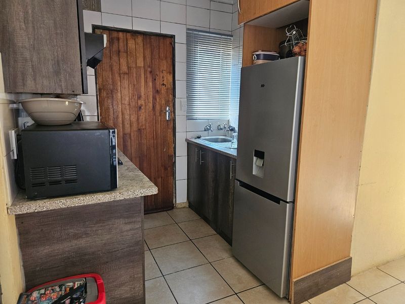 3 Bedroom house for sale - Photo 2