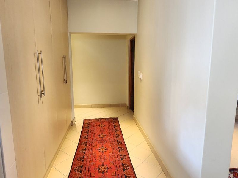 Modern Stylish Home for Sale in Erasmia - Photo 9