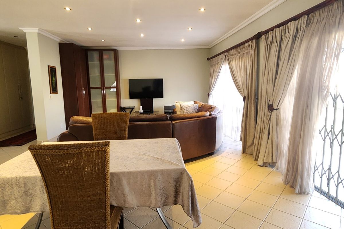 Modern Stylish Home for Sale in Erasmia - Photo 3