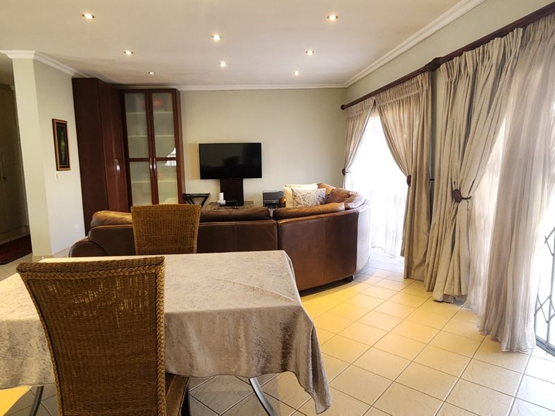 Modern Stylish Home for Sale in Erasmia - Photo 3