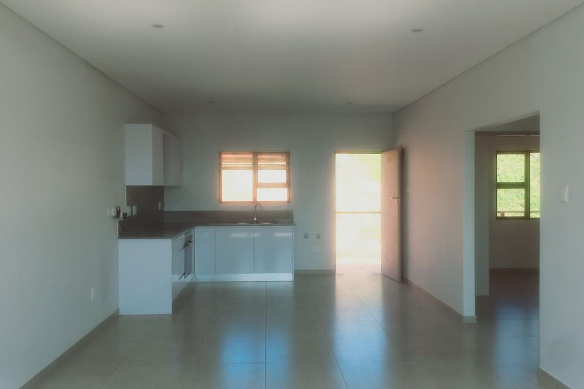 2 Bedroom Apartment Mountain View Estate - Photo 2