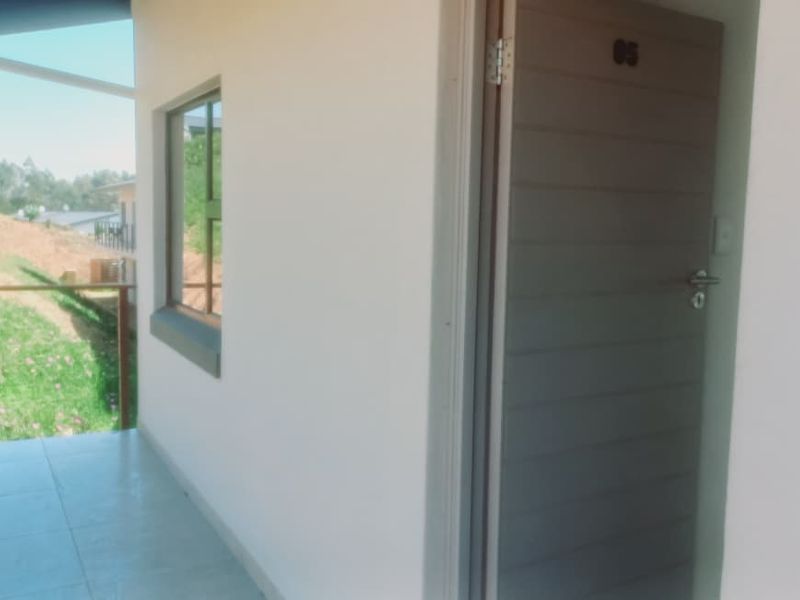 2 Bedroom Apartment Mountain View Estate - Photo 10