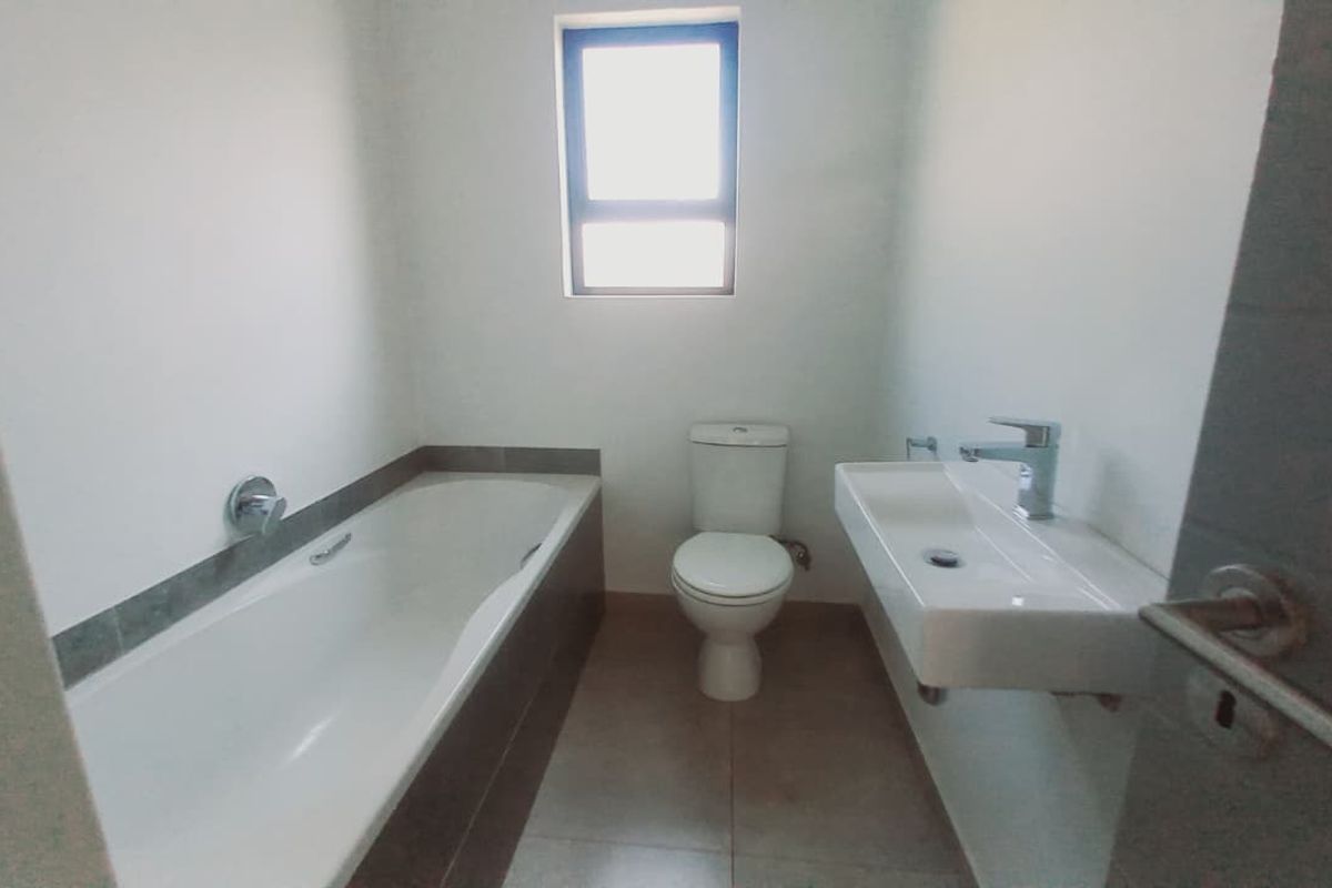 2 Bedroom Apartment Mountain View Estate - Photo 4