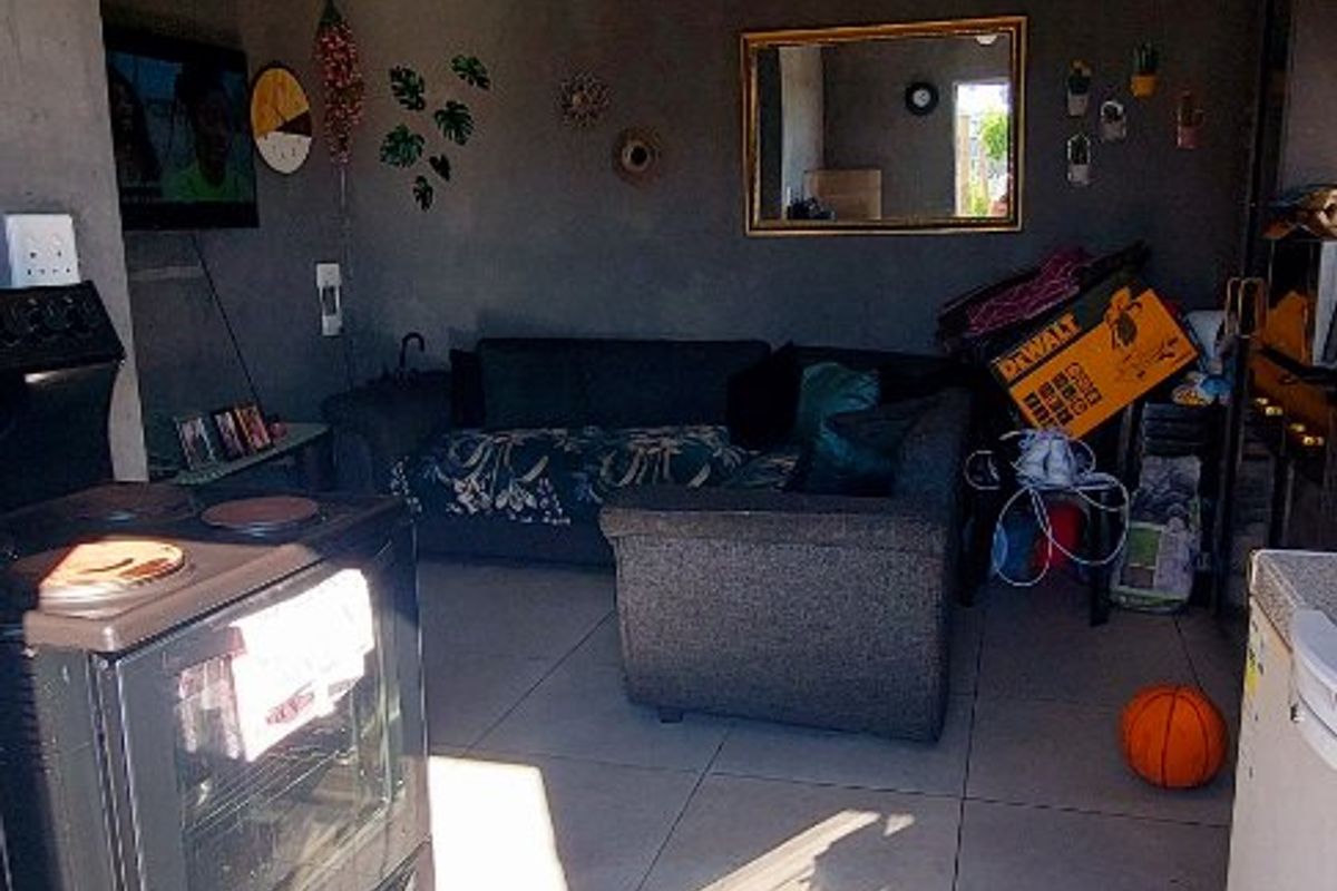 2-Bedroom semi-detached Property for Sale in Riverside, Kuils River - Photo 5
