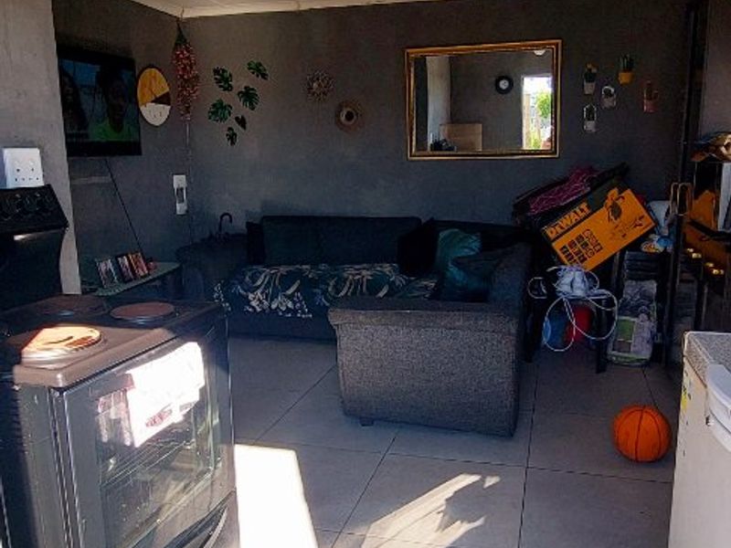 2-Bedroom semi-detached Property for Sale in Riverside, Kuils River - Photo 5