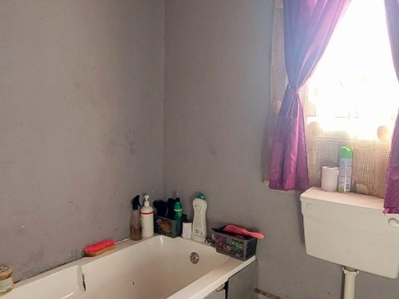 2-Bedroom semi-detached Property for Sale in Riverside, Kuils River - Photo 8