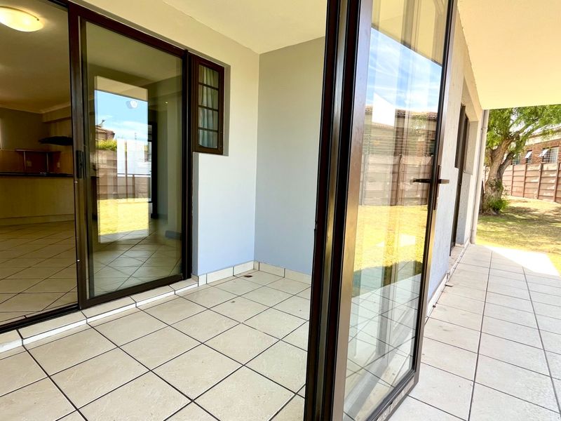 ON SHOW DAILY - BY APPOINTMENT! - Photo 5