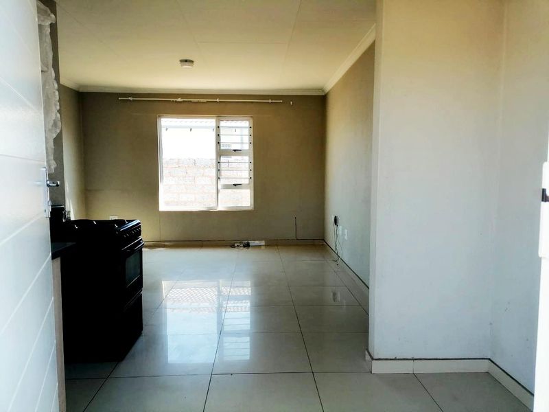 Lovely 3 bedroom family home in Crystal Park - Photo 7