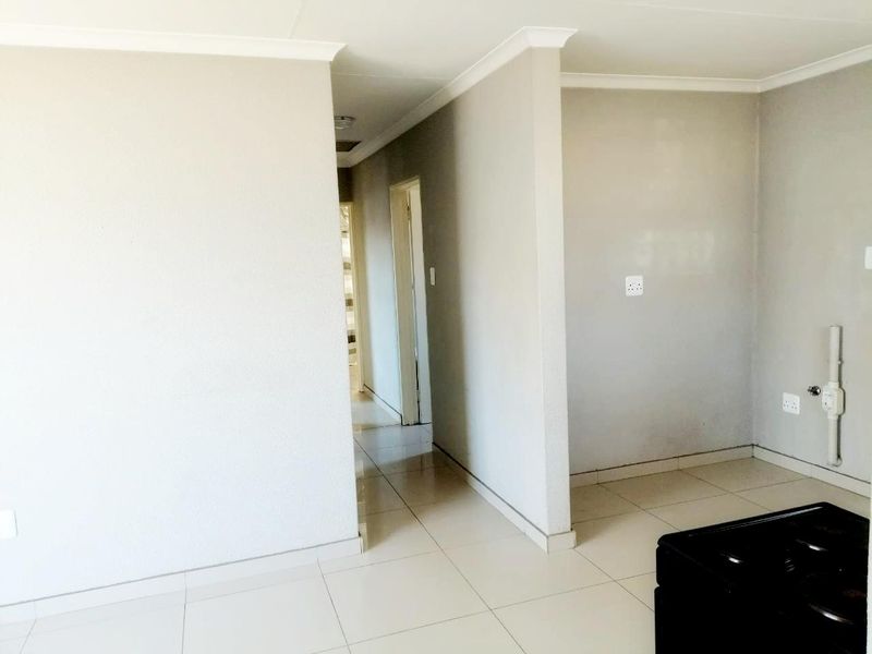 Lovely 3 bedroom family home in Crystal Park - Photo 6