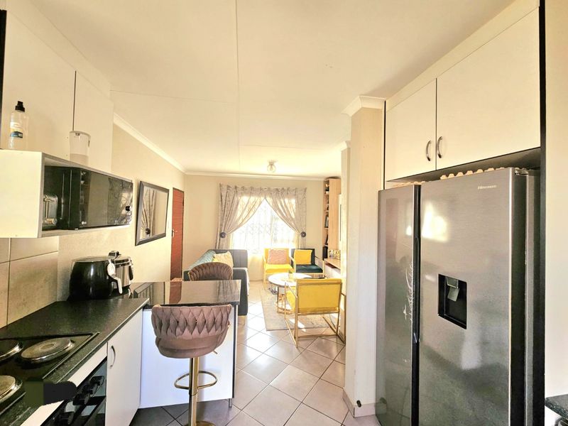 Charming & Affordable – Make Wilfordon Your New Address - Photo 3