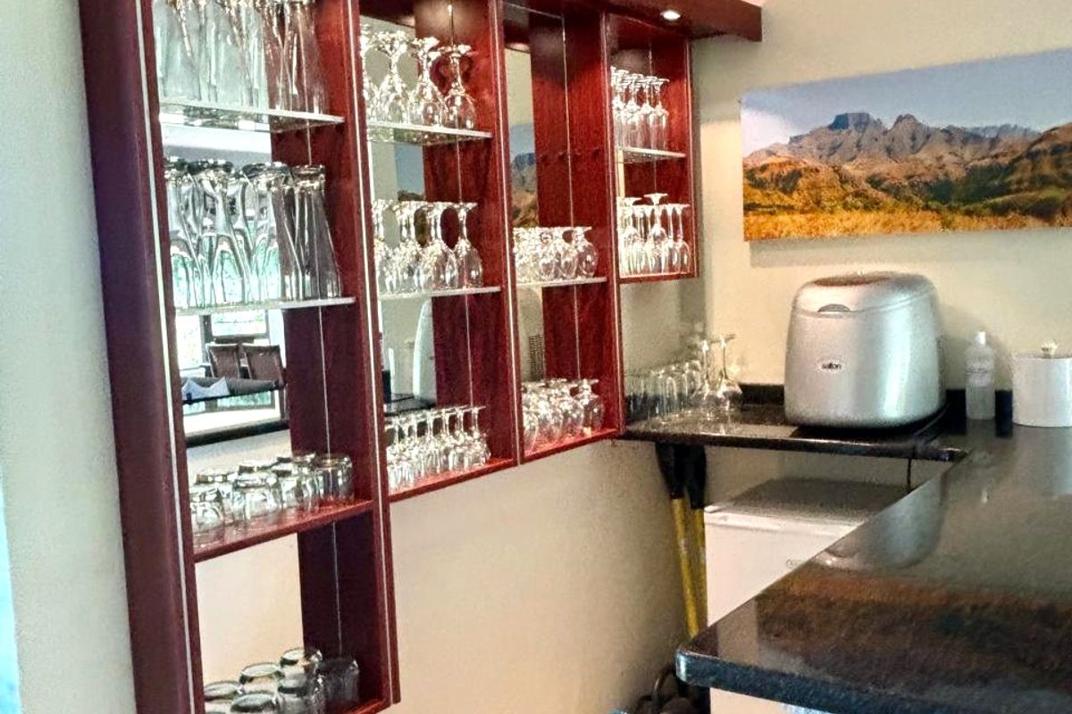 Where tranquillity isn’t a dream—it’s yours to keep :  A Sanctuary in the Drakensberg. - Photo 3