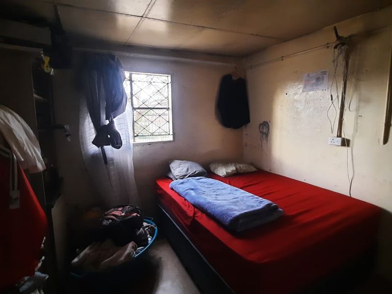 FOR SALE | 2-Bedroom Home with Large Yard – Chiawelo, Johannesburg - Photo 7