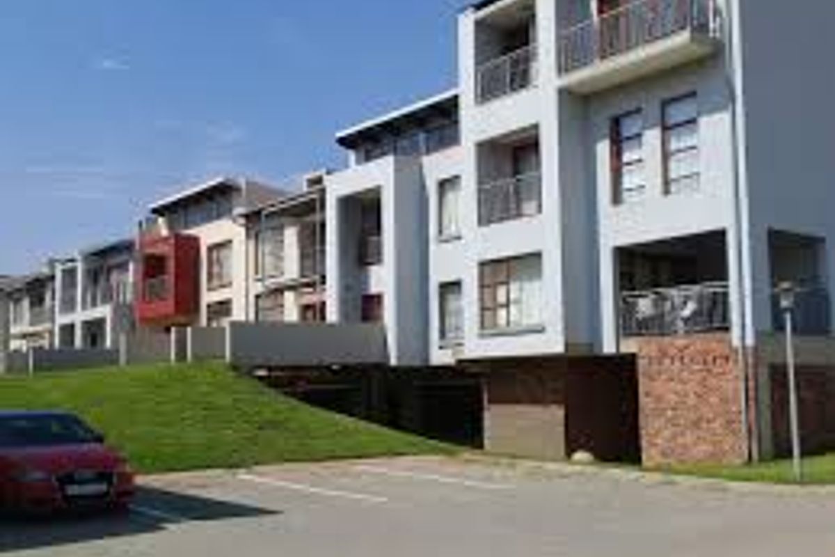 2 Bedroom 2 Bathroom Apartment for Sale - Photo 2