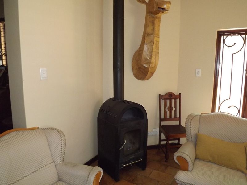 Simply fabulous! A unique and tasteful residence in fashionable Doringkruin. - Photo 10