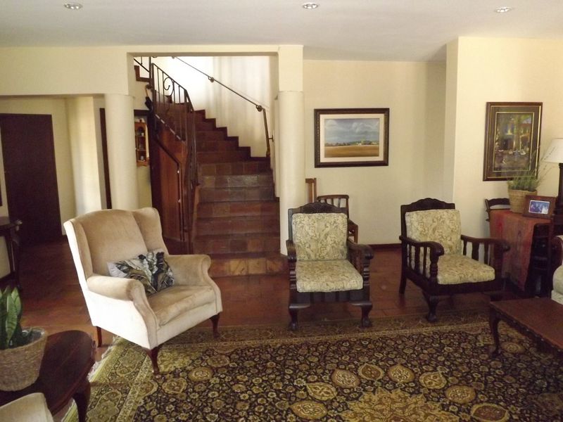 Simply fabulous! A unique and tasteful residence in fashionable Doringkruin. - Photo 5