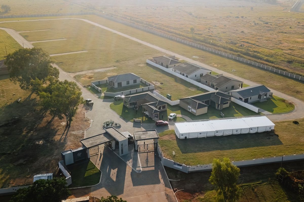 Fabulous opportunity in Emfuleni Lifestyle Estate in Ellaton. - Photo 2