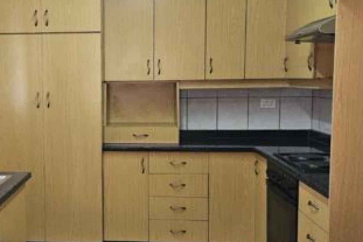 Spacious 3-bedroom Home Ideal a modern family  - Photo 2