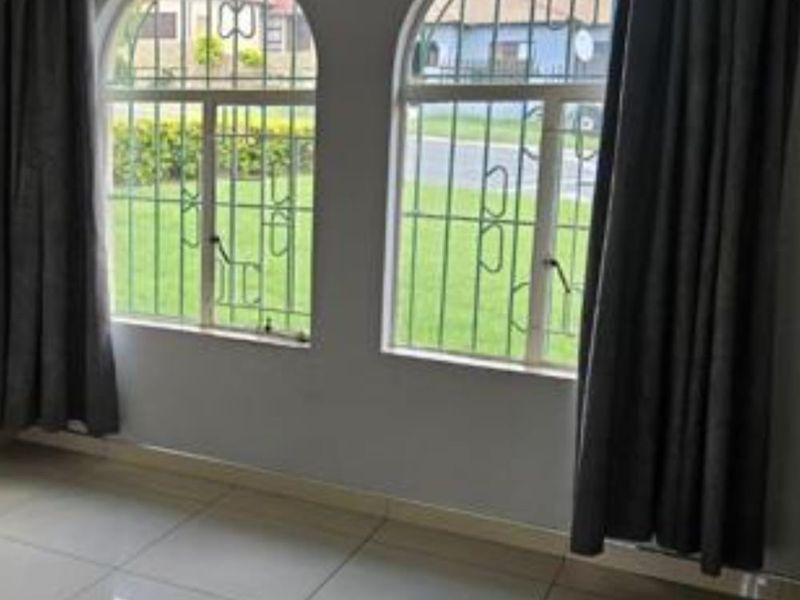Spacious 3-bedroom Home Ideal a modern family  - Photo 5