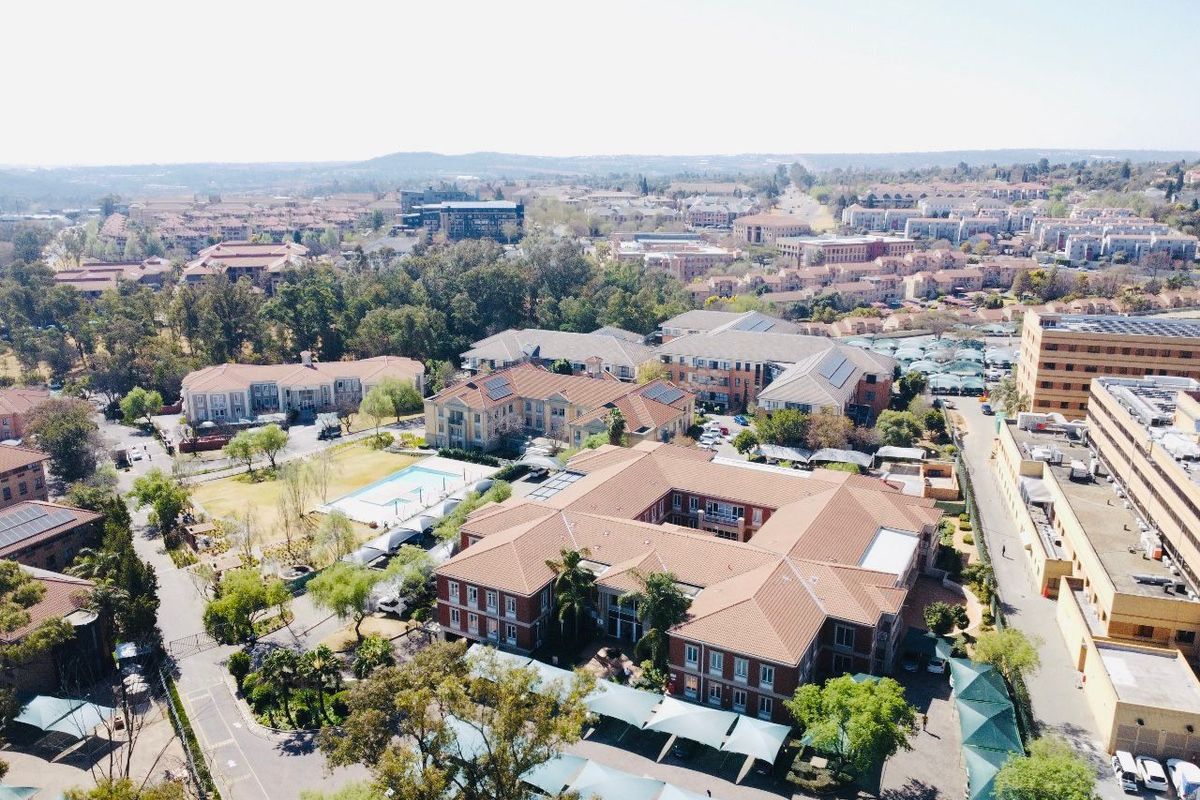 A Premier Office Block  Investment Opportunity in Sunninghill - Photo 3