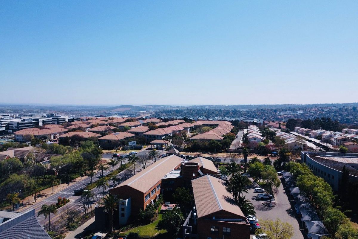 Waterfall Office Park | Freestanding Office Building for Sale – Vorna Valley, Midrand - Photo 5