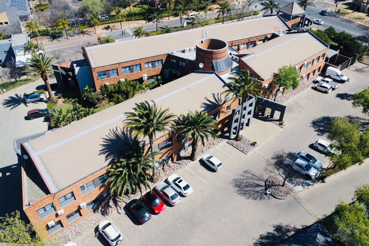 Waterfall Office Park | Freestanding Office Building for Sale – Vorna Valley, Midrand - Photo 2