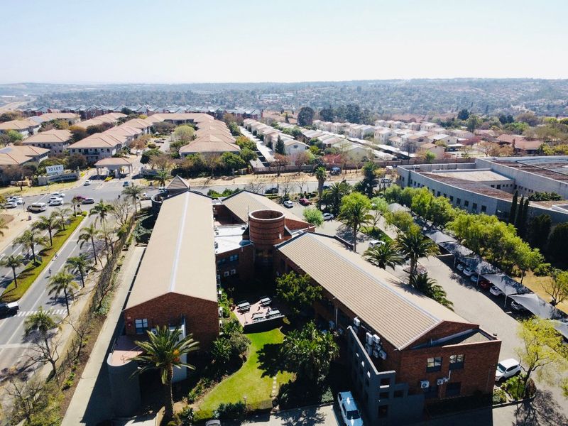 Waterfall Office Park | Freestanding Office Building for Sale – Vorna Valley, Midrand - Photo 6