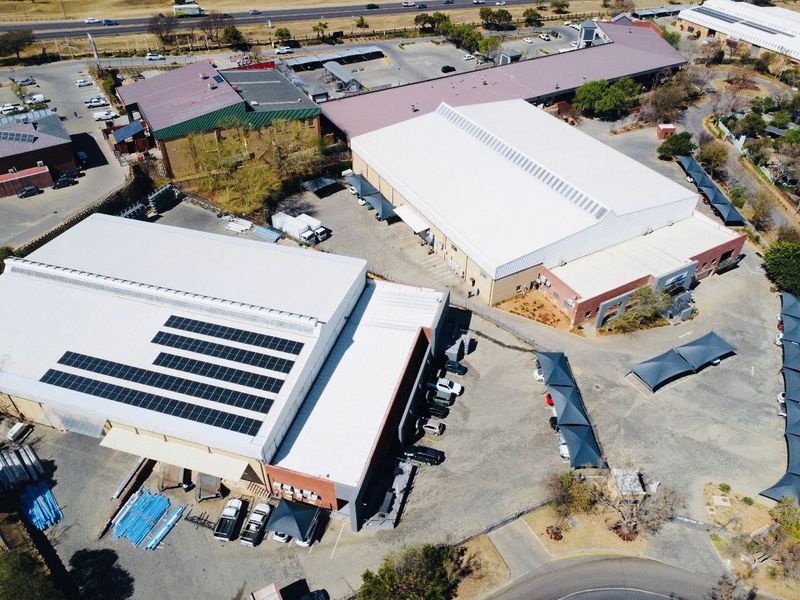 Prime Industrial Investment Opportunity in Kyalami Business Park - Photo 3