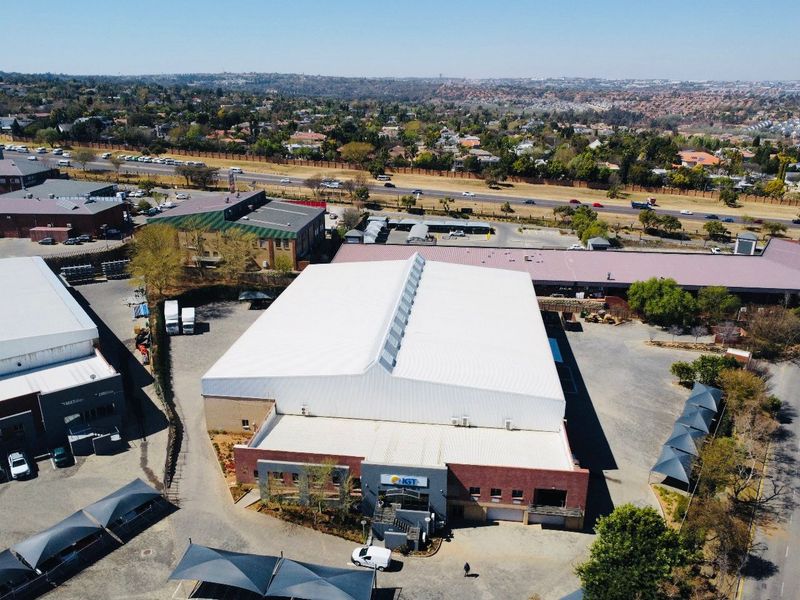 Prime Industrial Investment Opportunity in Kyalami Business Park - Photo 4
