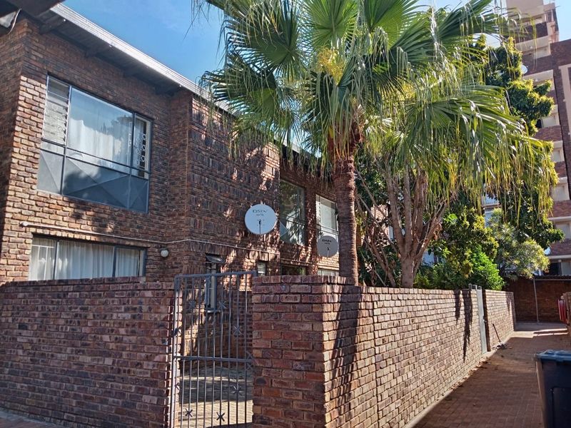 2 Spacious bedroom duplex for Sale in Pretoria North - Photo 10