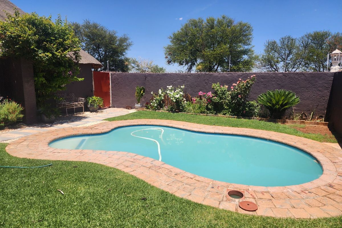 Multi-Unit Property - Photo 2