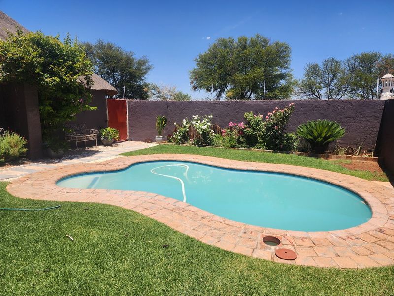 Multi-Unit Property - Photo 2