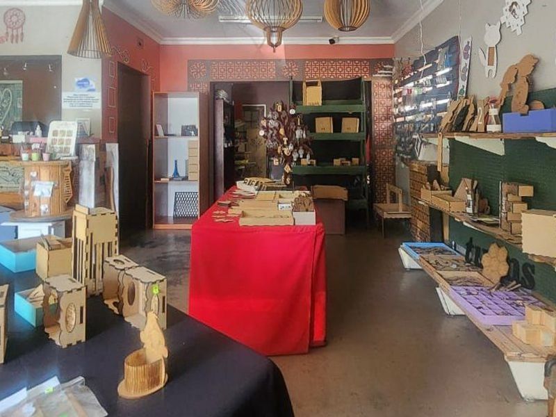 BUSINESS PREMISES WITH EXCELLENT LOCATION! - Photo 5