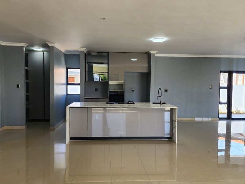 BEAUTY AT IT'S BEST - STUNNING BRAND NEW HOME WITH SPACE, SECURITY, SERENE LOCATION - Photo 7