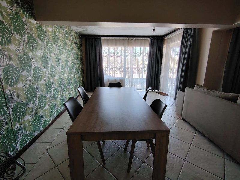 3 Bedroom 2 Bathroom Apartment With Direct Beach Access - Photo 6