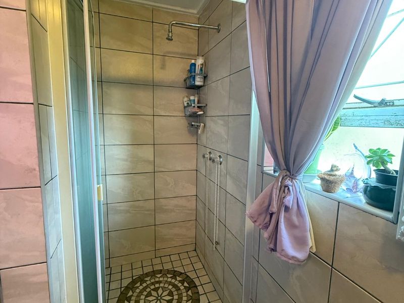 1 BEDROOM APARTMENT WITH GARAGE IN WILGERPARK - Photo 9
