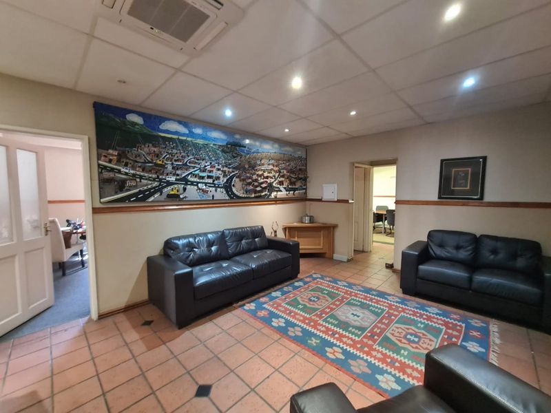 Office Space for Rent – 40 sqm with Boardroom, Reception & Air Conditioning - Photo 5