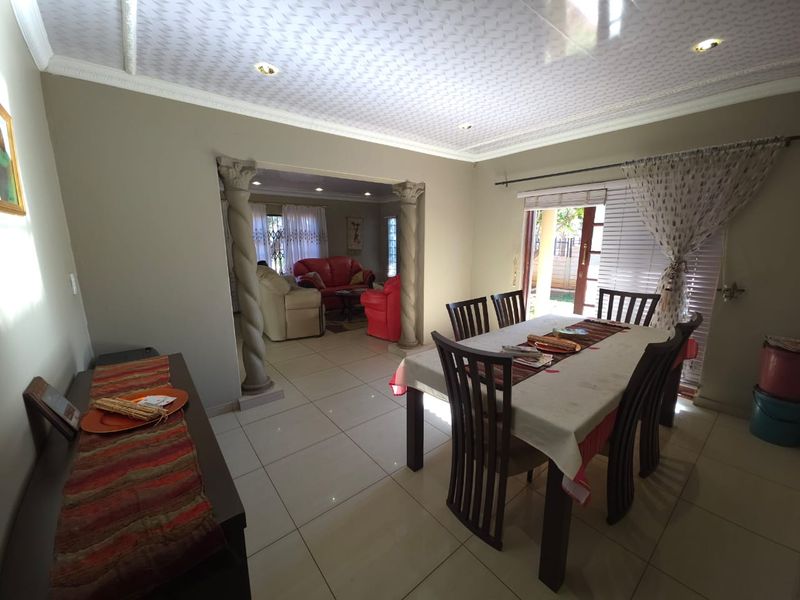 3 Bedroom House in Randlespark - Photo 8
