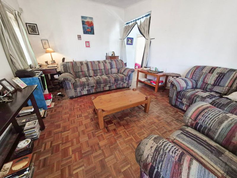 Neat and Spacious 3 Bedroom 2 Bathroom Home For Sale - Photo 6