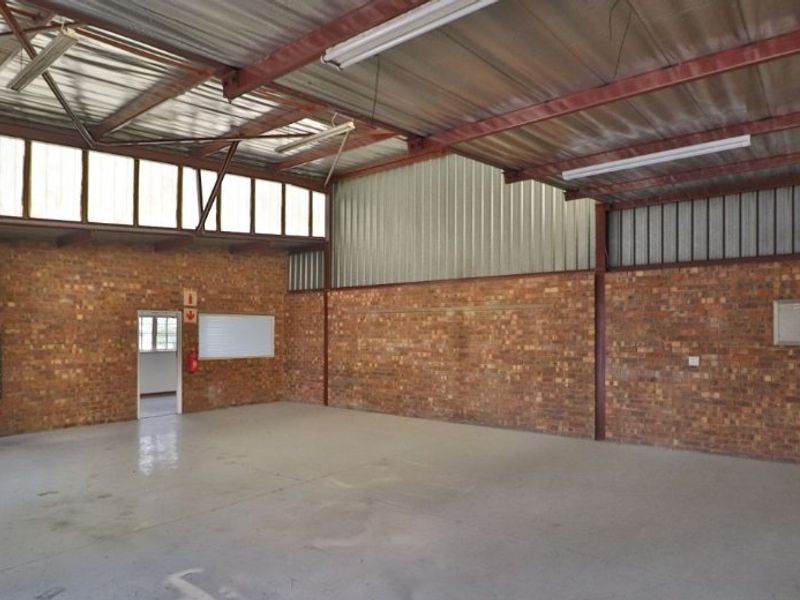 Investment Opportunity: Prime Industrial Warehouse in Wadeville, Germiston - Photo 10