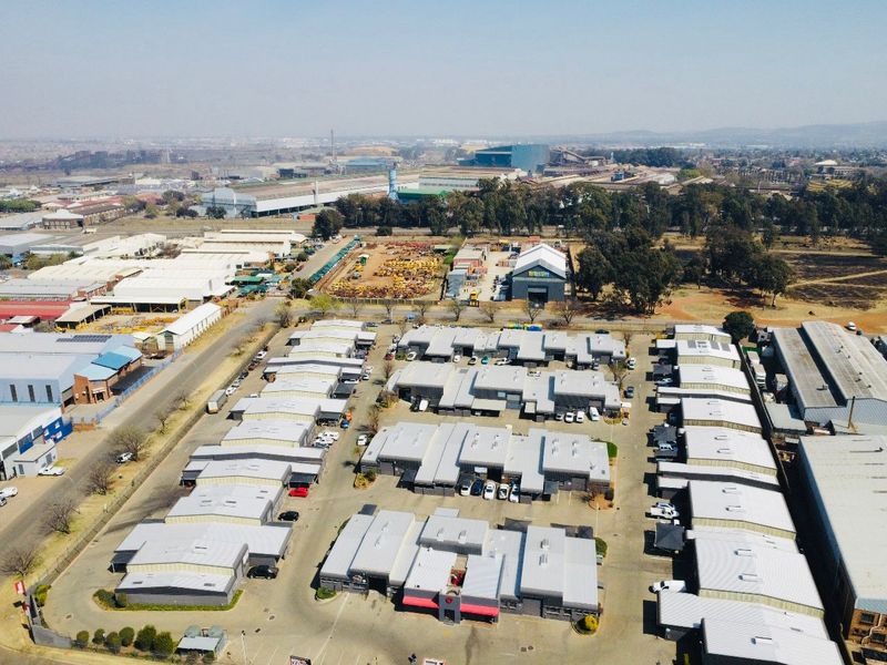 Investment Opportunity: Prime Industrial Warehouse in Wadeville, Germiston - Photo 2