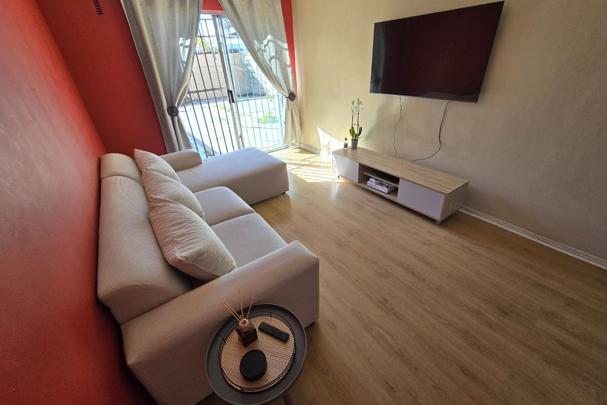 Spacious and Gracious home - Photo 3