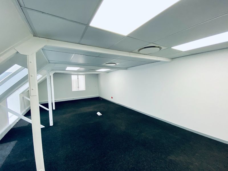 Well Located Offices Available In Faerie Glen - Photo 5