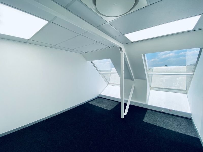 Well Located Offices Available In Faerie Glen - Photo 10