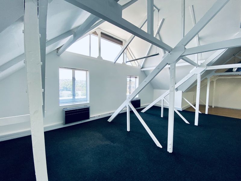 Well Located Offices Available In Faerie Glen - Photo 8