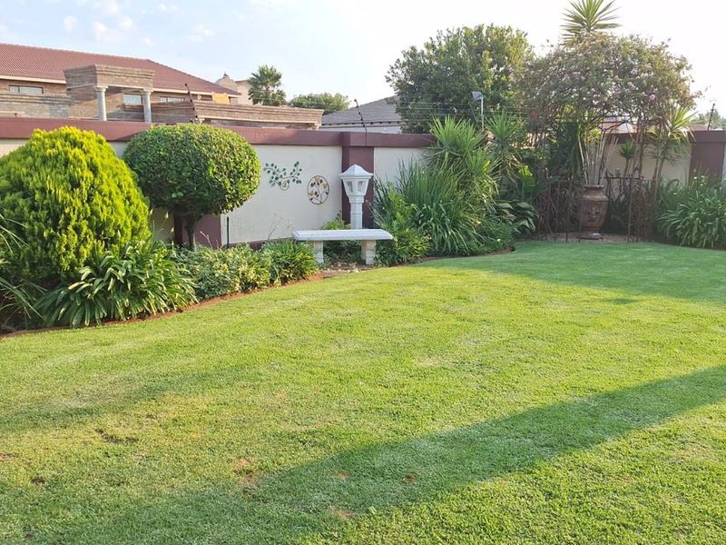 Modern Townhouse in Flamwood - Photo 3