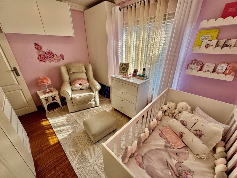 MODERN 3-BEDROOM TOWNHOUSE FOR SALE IN BARTLETT - Photo 5