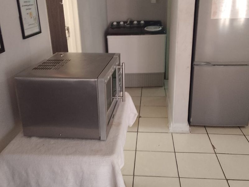 Secure, comfort Stay  in Vista Park, Bloemfontein  - Photo 5