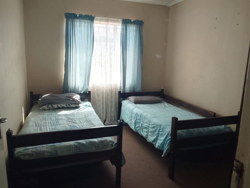 Secure, comfort Stay  in Vista Park, Bloemfontein  - Photo 8